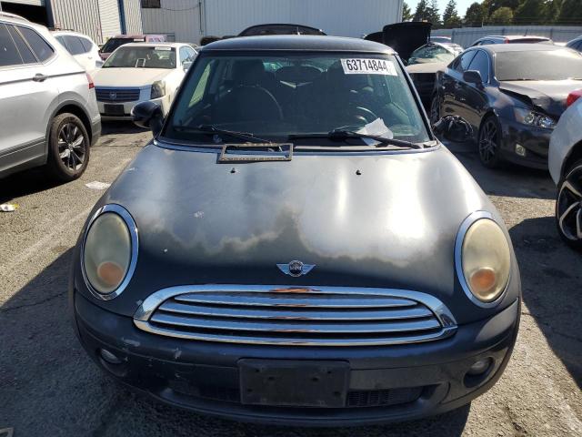 Photo 5 from auction – 2010 MINI COOPER with VIN WMWMF3C54ATZ25189