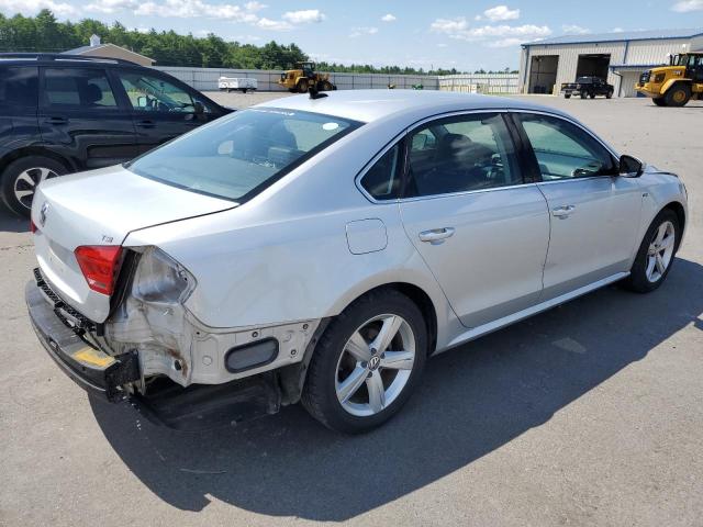 Photo 3 from auction – 2015 VOLKSWAGEN PASSAT S with VIN 1VWAT7A37FC120945