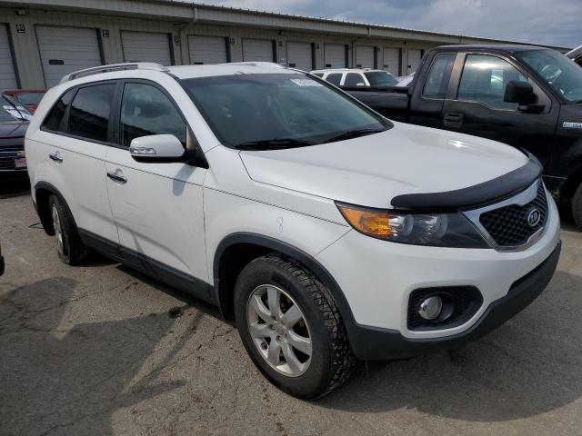 Photo 4 from auction – 2013 KIA SORENTO LX with VIN 5XYKT3A68DG371783