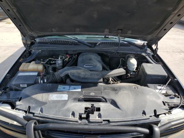 Photo 12 from auction – 2004 CHEVROLET SUBURBAN K with VIN 3GNFK16Z84G201363