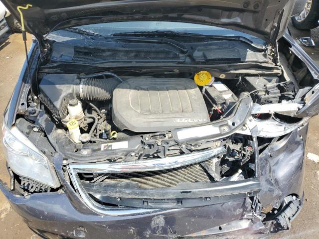 Photo 12 from auction – 2016 CHRYSLER TOWN & COU with VIN 2C4RC1BG5GR293361
