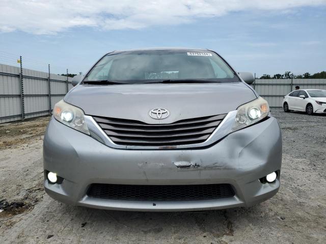 Photo 5 from auction – 2011 TOYOTA SIENNA XLE with VIN 5TDYK3DC5BS003351