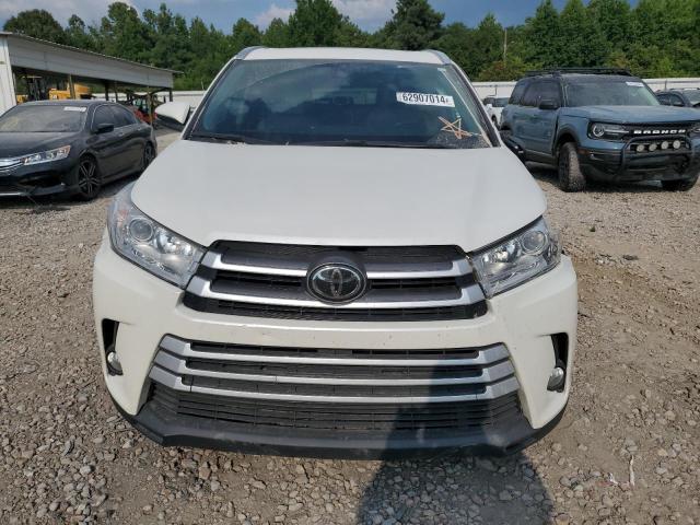 Photo 5 from auction – 2019 TOYOTA HIGHLANDER with VIN 5TDKZRFH5KS303663