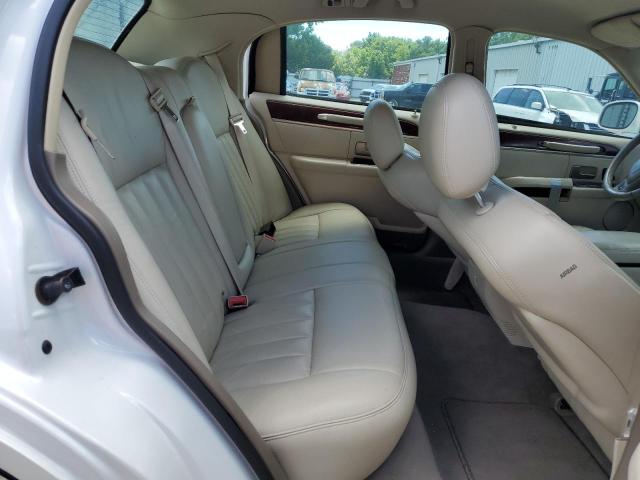 Photo 10 from auction – 2003 LINCOLN TOWN CAR E with VIN 1LNHM81W73Y604543