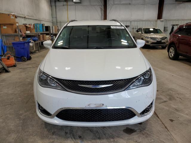 Photo 5 from auction – 2017 CHRYSLER PACIFICA T with VIN 2C4RC1BG2HR540482