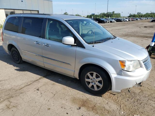 Photo 4 from auction – 2011 CHRYSLER TOWN & COU with VIN 2A4RR5DG2BR782399