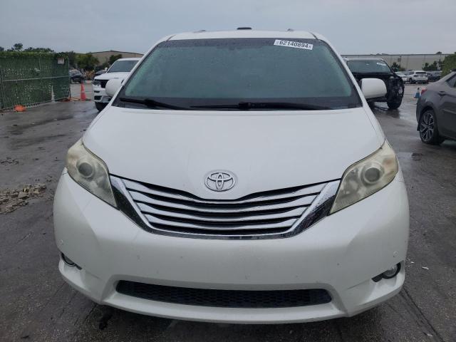 Photo 5 from auction – 2012 TOYOTA SIENNA XLE with VIN 5TDYK3DC5CS195064
