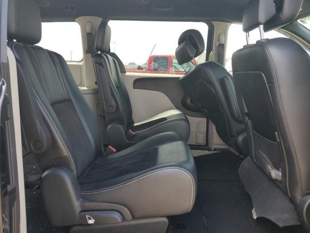 Photo 11 from auction – 2018 DODGE GRAND CARA with VIN 2C4RDGCG0JR267403