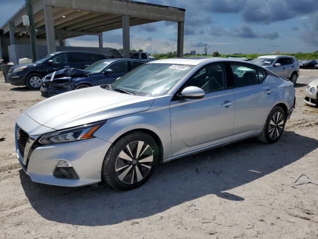 NISSAN ALTIMA SV 2019 with VIN 1N4BL4DV0KC213423 - Photo from auction