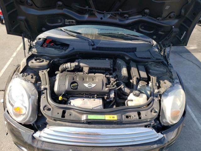 Photo 11 from auction – 2011 MINI COOPER with VIN WMWSU3C53BTX95629