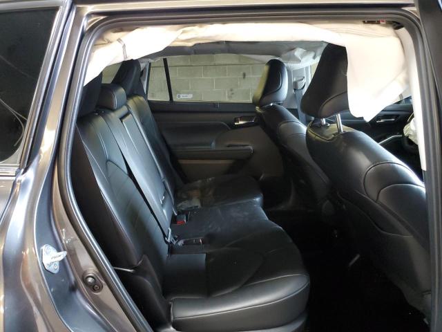Photo 10 from auction – 2022 TOYOTA HIGHLANDER with VIN 5TDGZRBH4NS593992