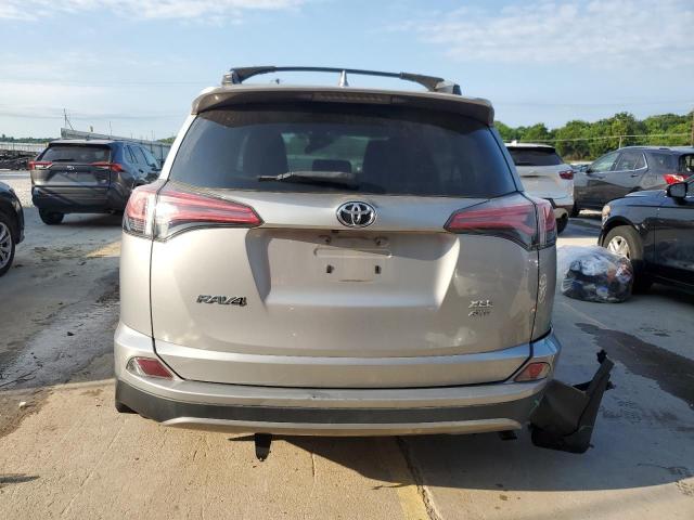 Photo 6 from auction – 2018 TOYOTA RAV4 ADVEN with VIN 2T3RFREV0JW740952