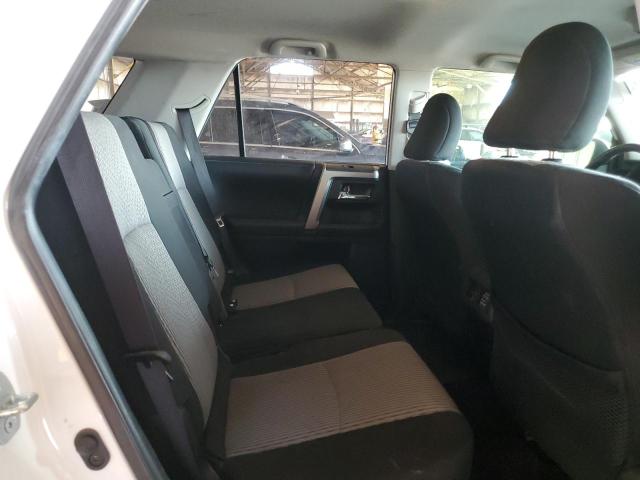Photo 11 from auction – 2017 TOYOTA 4RUNNER SR with VIN JTEZU5JR0H5160153