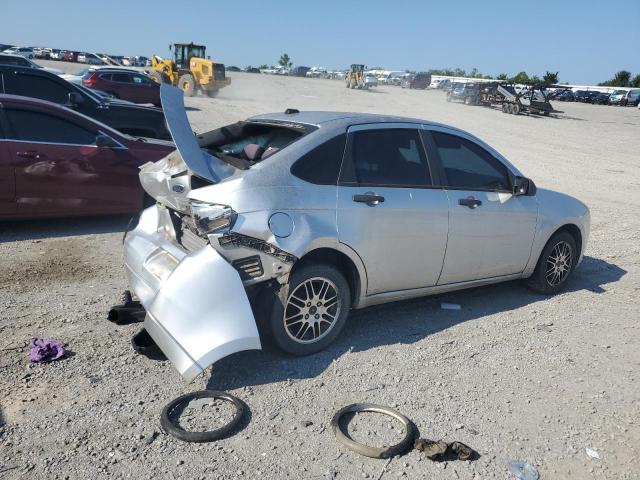 Photo 3 from auction – 2011 FORD FOCUS SE with VIN 1FAHP3FNXBW102818