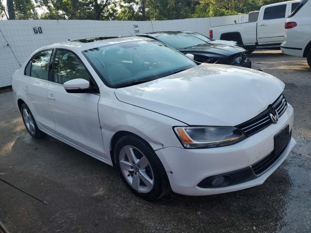 Photo 4 from auction – 2011 VOLKSWAGEN JETTA TDI with VIN 3VWLL7AJ6BM097285