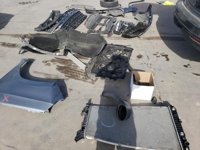 Photo 13 from auction – 2021 CHEVROLET SUBURBAN K with VIN 1GNSKDKD2MR472297