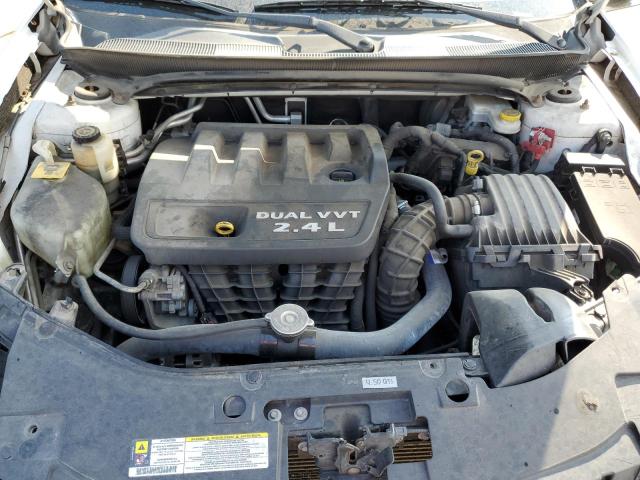 Photo 11 from auction – 2012 CHRYSLER 200 LX with VIN 1C3CCBAB9CN135117