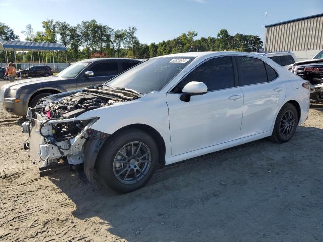 TOYOTA CAMRY LE 2022 with VIN 4T1C31AK5NU592890 - Photo from auction