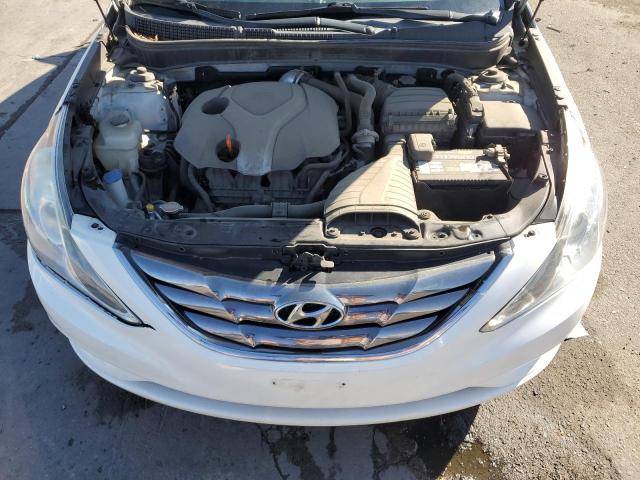 Photo 11 from auction – 2011 HYUNDAI SONATA SE with VIN 5NPEC4AB7BH240379