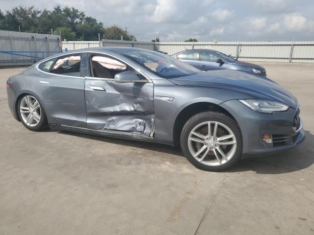 Photo 4 from auction – 2013 TESLA MODEL S with VIN 5YJSA1DG5DFP08478