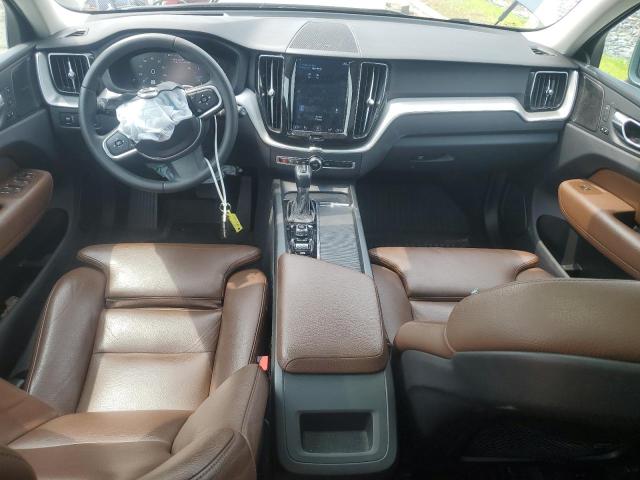 Photo 8 from auction – 2019 VOLVO XC60 T5 with VIN LYV102RK4KB214371