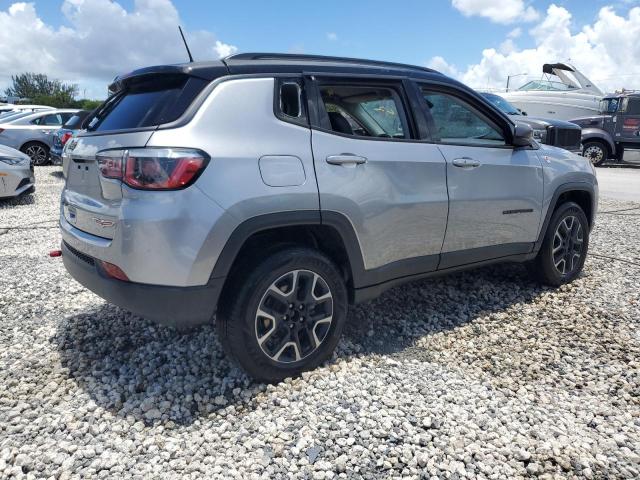 Photo 3 from auction – 2019 JEEP COMPASS TR with VIN 3C4NJDDB3KT744882