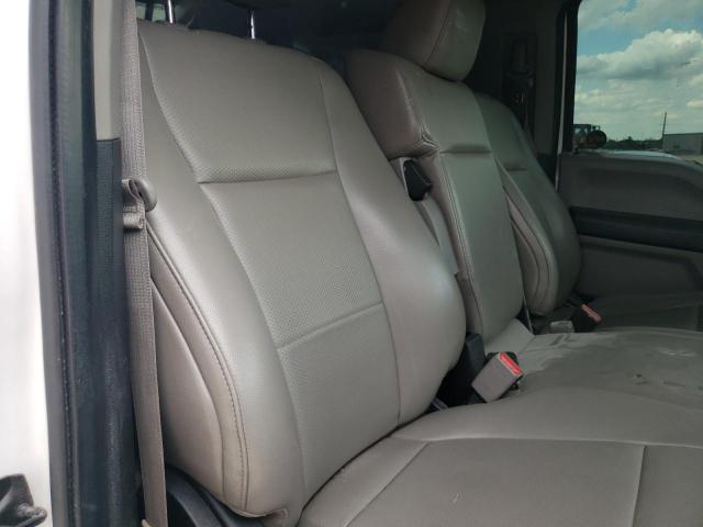 Zdjęcie 10 z aukcji – 2017 FORD F250 SUPER z VIN 1FTBF2A6XHEE35208