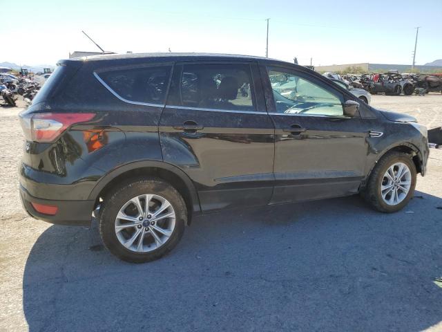 Photo 3 from auction – 2017 FORD ESCAPE SE with VIN 1FMCU0GD5HUD22563