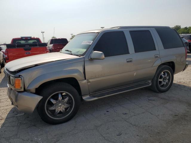 CADILLAC ESCALADE L 2000 with VIN 1GYEK63R2YR210601 - Photo from auction