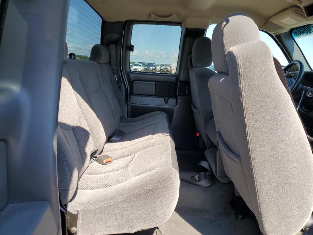Photo 10 from auction – 2005 CHEVROLET SILVERADO with VIN 1GCEK19Z75Z210024