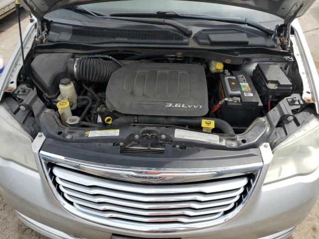 Photo 12 from auction – 2011 CHRYSLER TOWN & COU with VIN 2A4RR8DG0BR781205