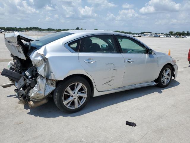 Photo 3 from auction – 2015 NISSAN ALTIMA 2.5 with VIN 1N4AL3AP4FN301218