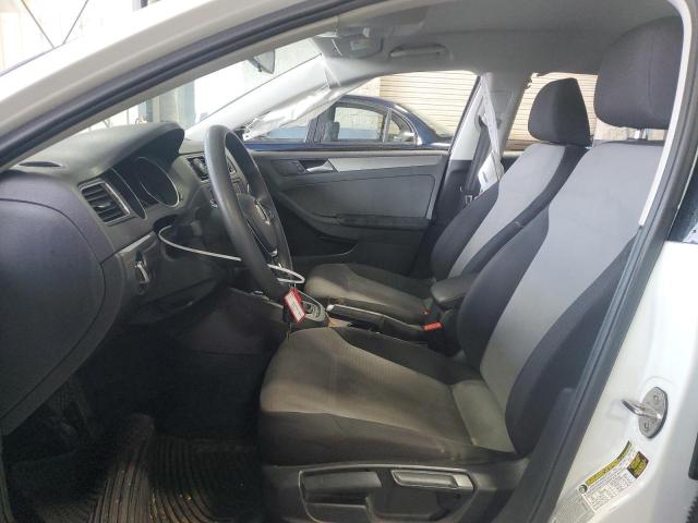 Photo 7 from auction – 2018 VOLKSWAGEN JETTA S with VIN 3VW2B7AJ3JM216438