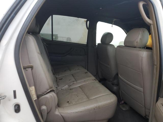 Photo 11 from auction – 2005 TOYOTA SEQUOIA SR with VIN 5TDBT44A25S249639