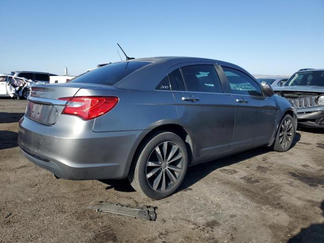 Photo 3 from auction – 2013 CHRYSLER 200 TOURIN with VIN 1C3CCBBB3DN728312