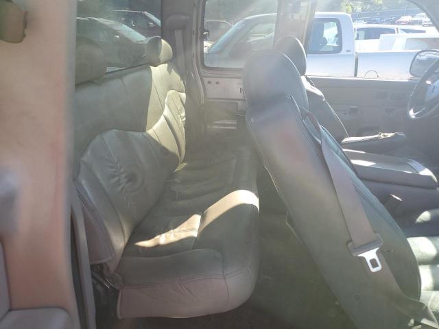 Photo 10 from auction – 2000 CHEVROLET SILVERADO with VIN 2GCEK19T4Y1307531