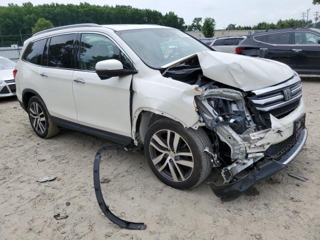 Photo 4 from auction – 2017 HONDA PILOT TOUR with VIN 5FNYF5H92HB029255