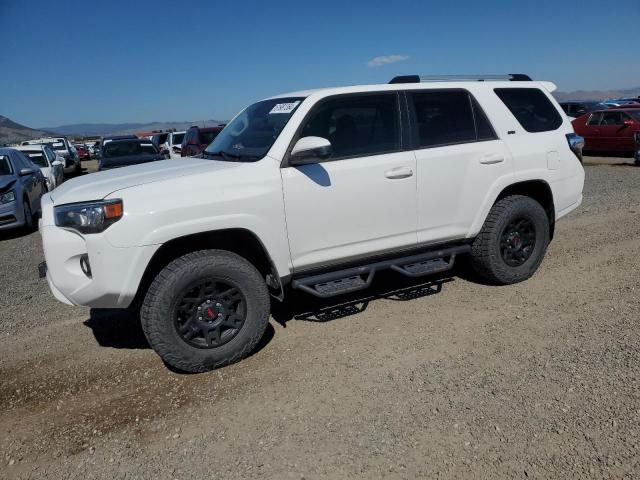 TOYOTA 4RUNNER SR 2019 with VIN JTEBU5JR0K5733383 - Photo from auction