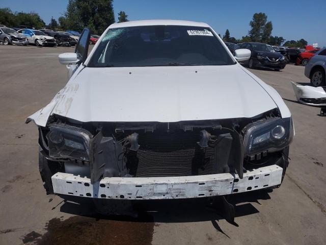 Photo 5 from auction – 2015 CHRYSLER 300 S with VIN 2C3CCABG8FH829332