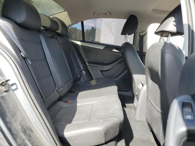 Photo 10 from auction – 2011 VOLKSWAGEN JETTA SEL with VIN 3VWLX7AJ2BM025746