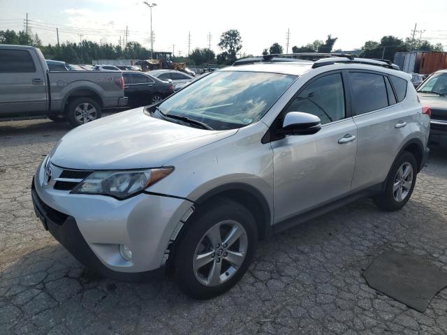 TOYOTA RAV4 XLE 2015 with VIN JTMRFREV5FD099575 - Photo from auction