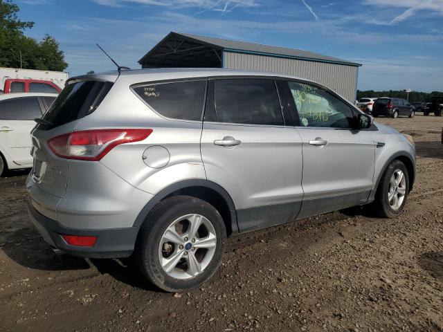 Photo 3 from auction – 2016 FORD ESCAPE SE with VIN 1FMCU0GX4GUB30687