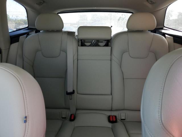 Photo 10 from auction – 2018 VOLVO XC60 T5 with VIN LYV102RK3JB113496