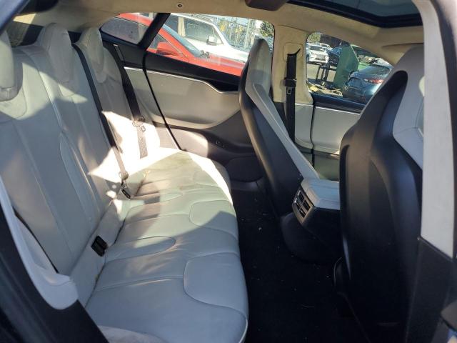 Photo 10 from auction – 2013 TESLA MODEL S with VIN 5YJSA1CP5DFP06697