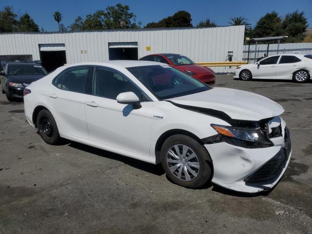 Photo 4 from auction – 2020 TOYOTA CAMRY LE with VIN 4T1C31AK4LU010713