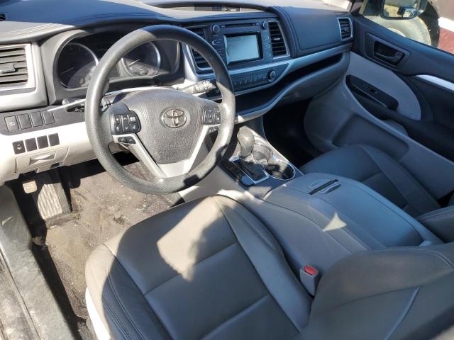 Photo 8 from auction – 2017 TOYOTA HIGHLANDER with VIN 5TDZARFH4HS026079