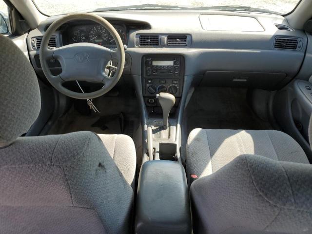 Photo 8 from auction – 2001 TOYOTA CAMRY CE with VIN JT2BG22K910597979