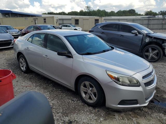 Zdjęcie 4 z aukcji – 2013 CHEVROLET MALIBU LS z VIN 1G11B5SA5DF124147