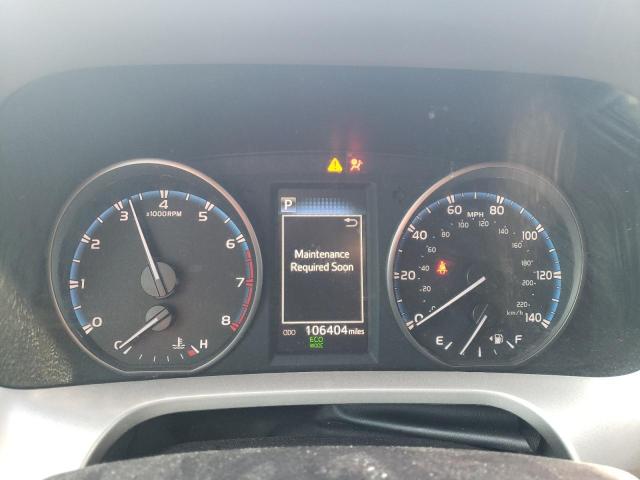 Photo 9 from auction – 2018 TOYOTA RAV4 LE with VIN 2T3ZFREV0JW436004