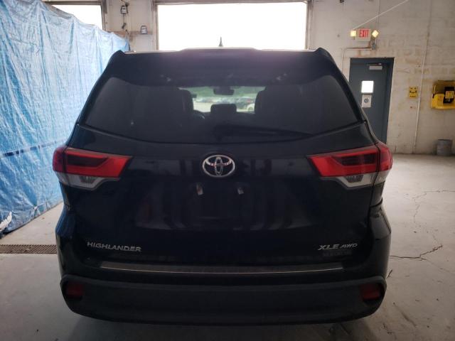 Photo 6 from auction – 2018 TOYOTA HIGHLANDER with VIN 5TDJZRFHXJS902584